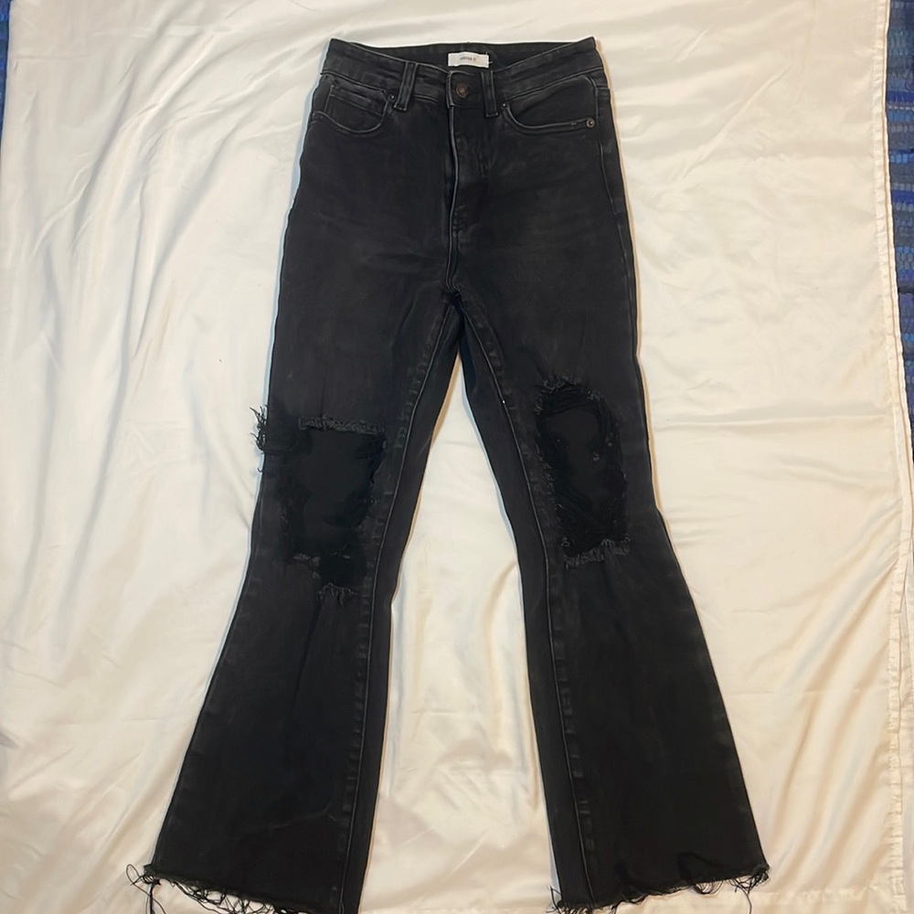 Black high rise flare ripped jeans forever 21 size 27